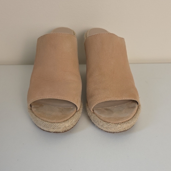 Stuart Weitzman Suede Tan Wedge Sandals. Size 7 1/2 - Picture 1 of 15